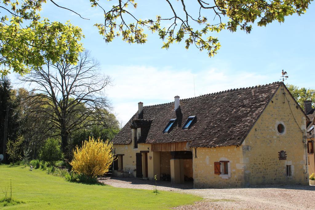 Gites A L'Ombre Des Chenes Chateauvieux  Exterior photo